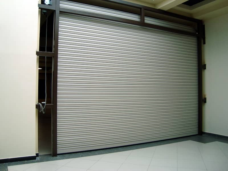 Роллетные ворота DoorHan в Саратове с установкой